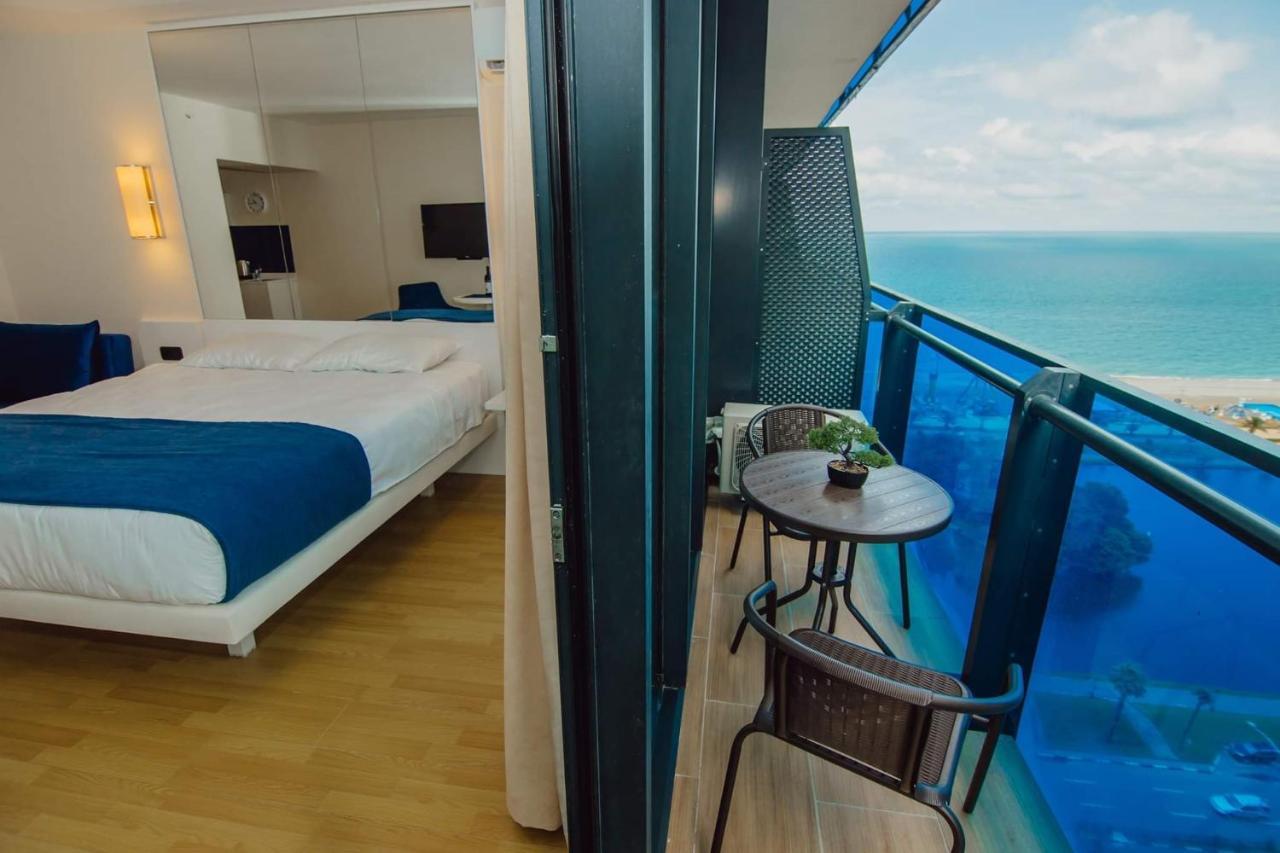 Nuage - 1St Line Sea View Apartments Batumi Eksteriør billede